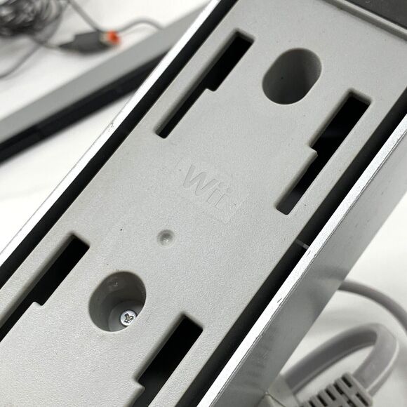 Nintendo Wii Docking Station Sensor Battery Adaptor Accessories - Picture 6 of 6